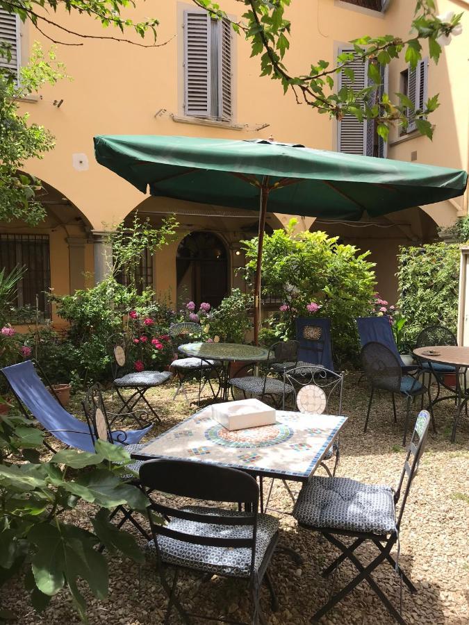 Cynthia'S Garden - Apartment With Private Garden In Santa Croce Florencia Exterior foto
