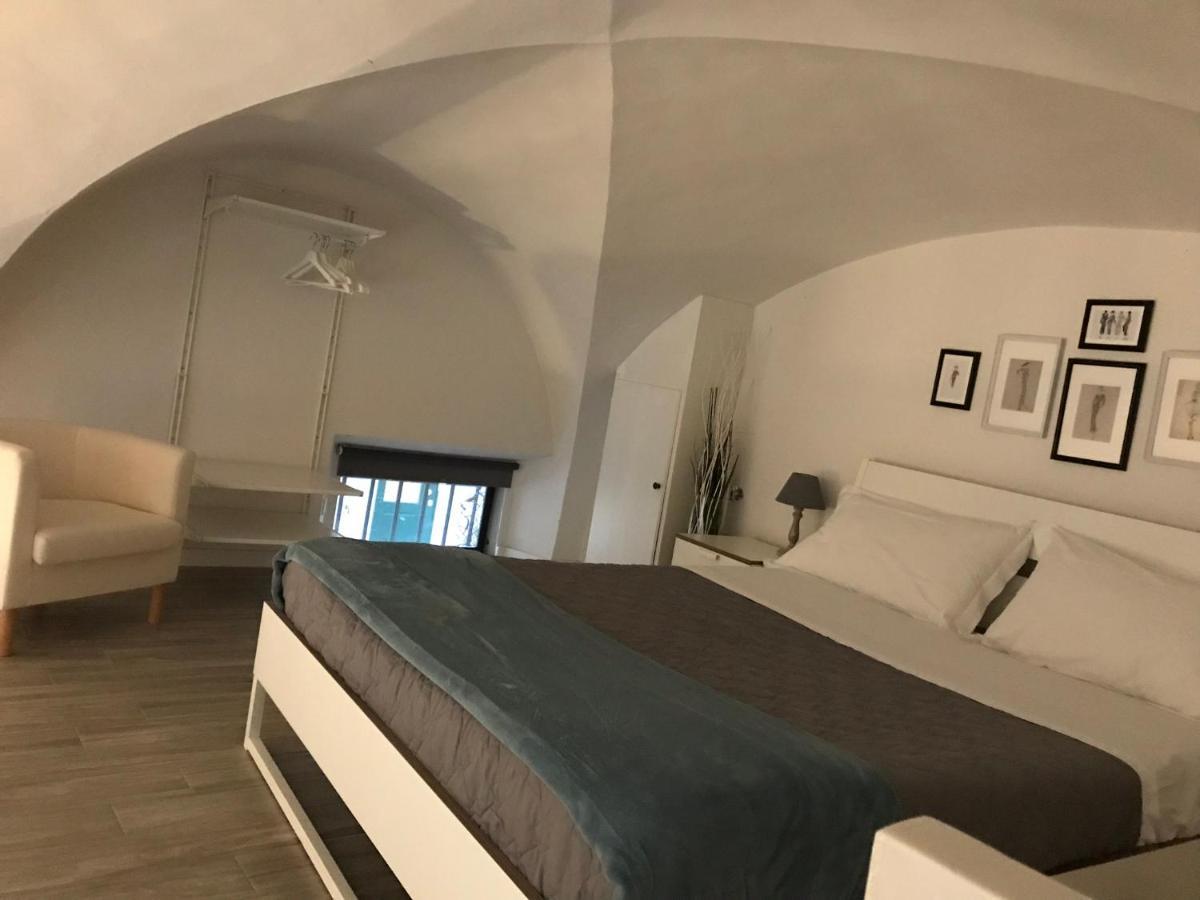 Cynthia'S Garden - Apartment With Private Garden In Santa Croce Florencia Exterior foto