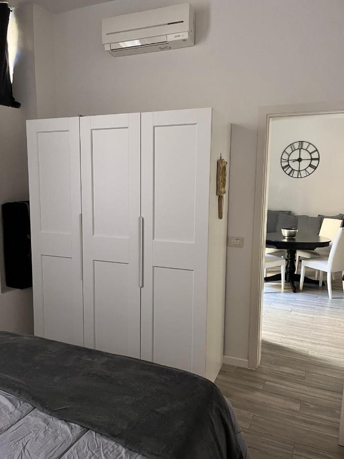 Cynthia'S Garden - Apartment With Private Garden In Santa Croce Florencia Exterior foto